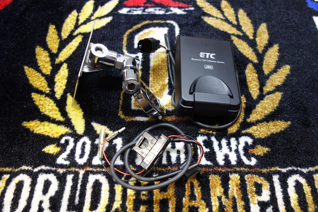 日本無線　二輪車用　アンテナ一体型ETC車載器　JRM-12　HURRICANE:ハリケーン  ETCホルダーセット　｜パーツ・用品販売情報｜オートバイ修理・カスタム・新車中古車販売｜Bike shop MotoRide